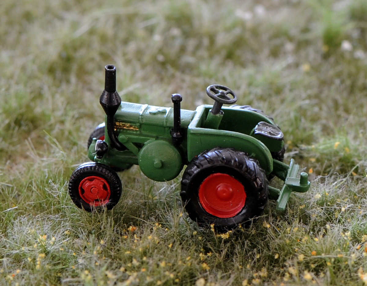 Lanz Bulldog, Epoche II - VI, Messing - Bausatz, 1 Stück.